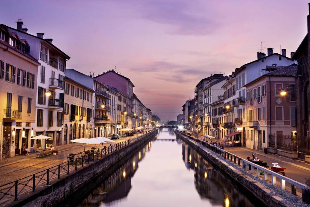 Risultati immagini per naviglio pavese