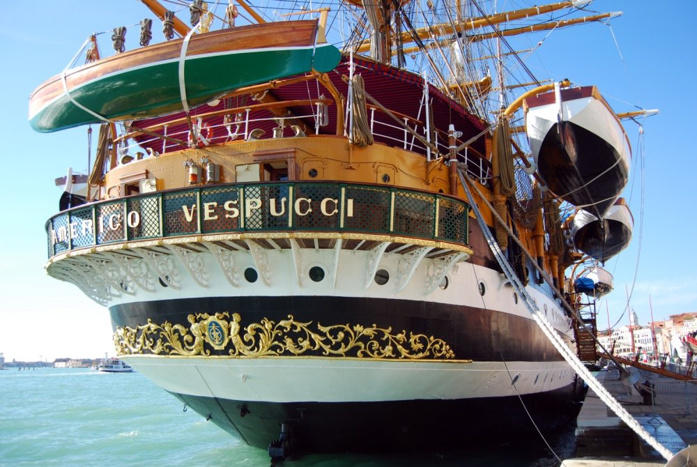 Risultati immagini per nave scuola amerigo vespucci