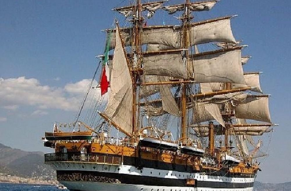 Risultati immagini per nave scuola amerigo vespucci