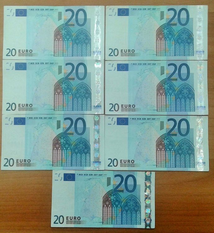 20 € fronte.jpg