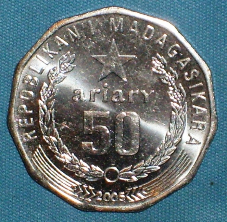 50 ariary 2005 d.JPG