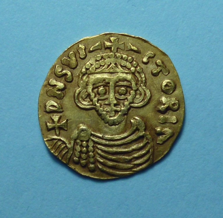 Benevento Arechi II Tremisse.JPG