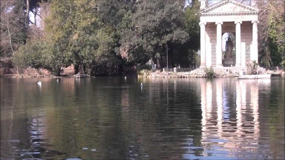 esculapio a villa borghese.jpg