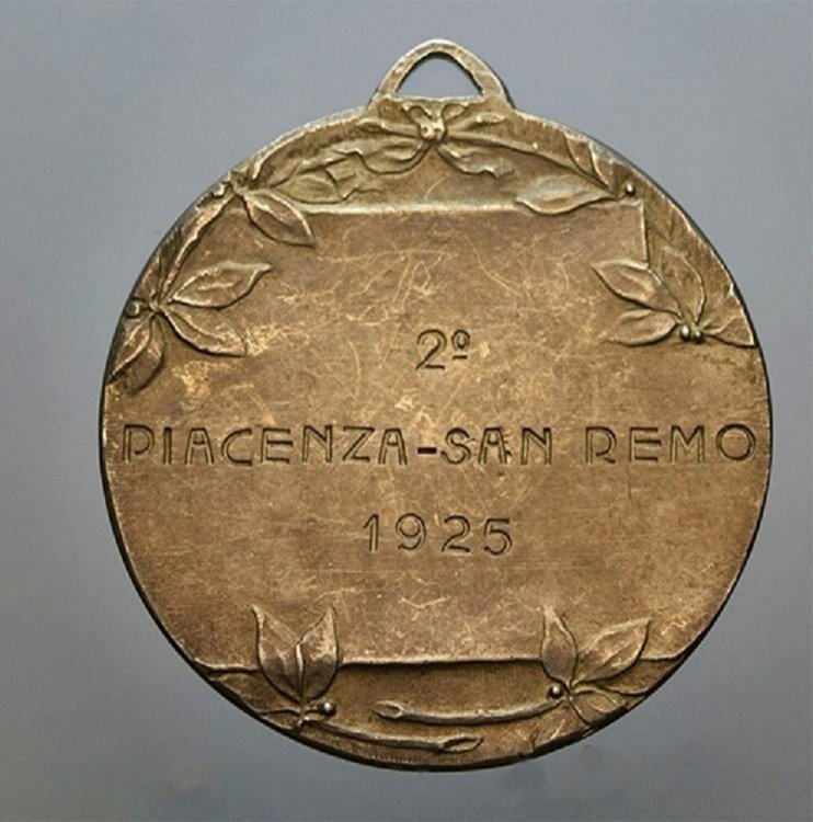 1925PC SAN REMO-r.jpg