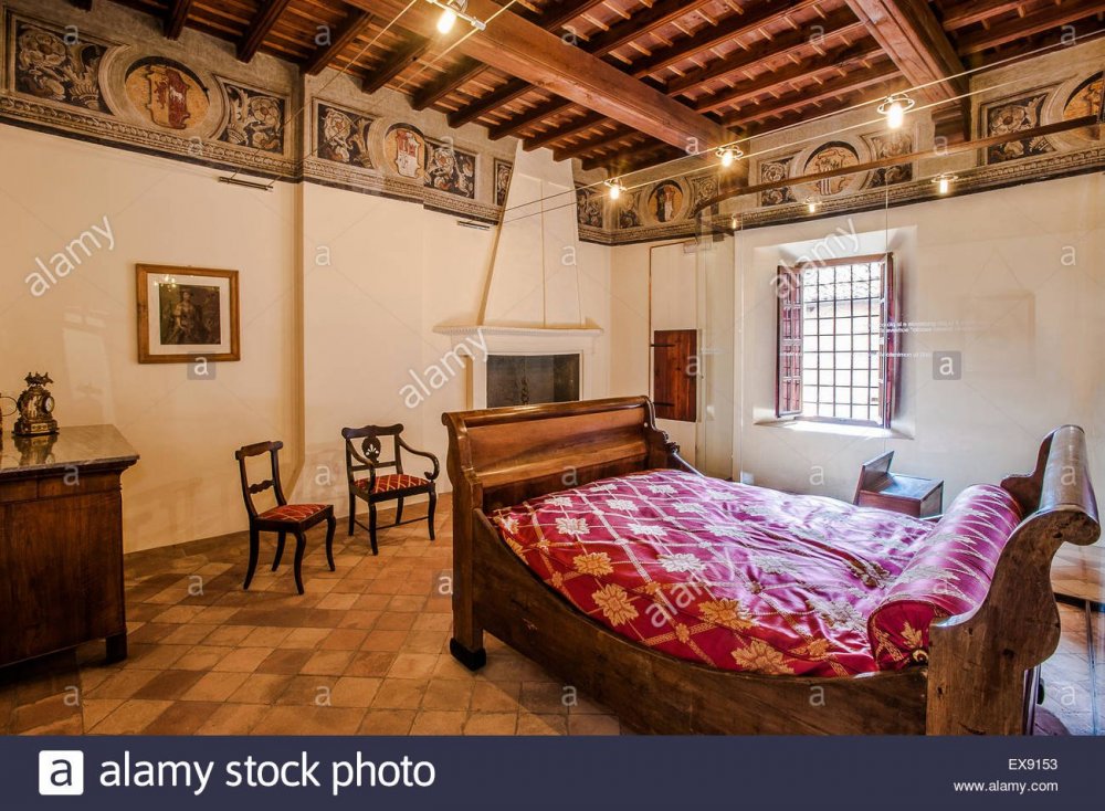 Cavour_Letto.thumb.jpg.0f399b29caa2b3ba4e046f626e348898.jpg