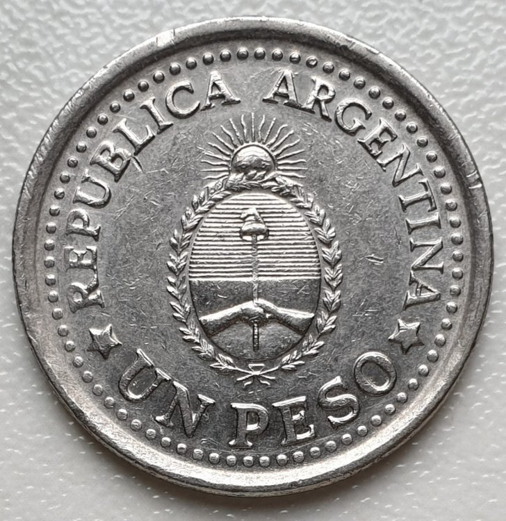 985205328_Argentina(1960)1Peso-1.thumb.jpg.dfc5c170209db823373c3f4de992a291.jpg