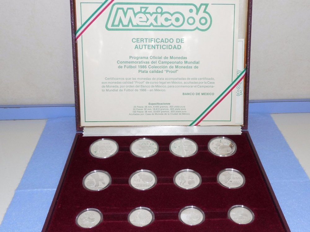 coleccion-mexico-86-12-monedas-terminado-proof-plata-925-D_NQ_NP_443321-MLM20757996889_062016-F.thumb.jpg.f5eb31de8bfe82d576d7a5a7e375a721.jpg