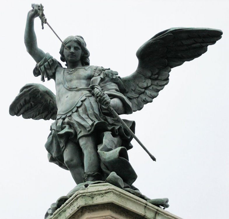 Castel_Sant'Angelo_-_angel.jpg