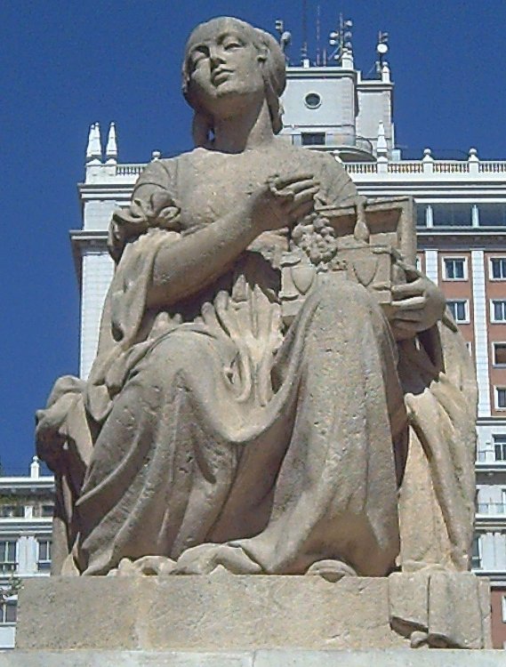 1200px-Monumento_a_Cervantes_(Madrid)_09.jpg