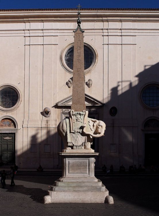 elefante del bernini con obelisco a roma.jpg