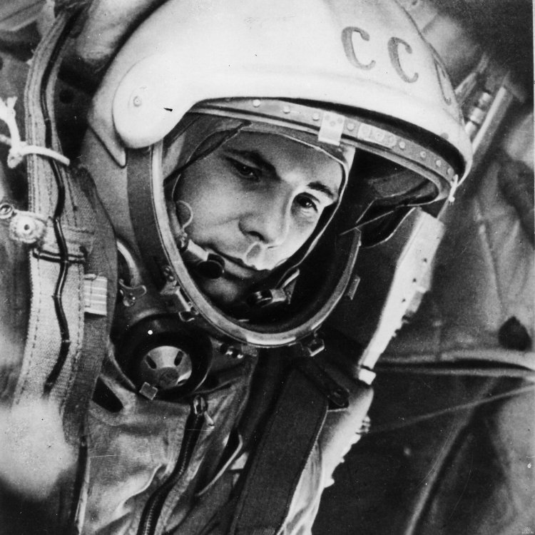 801767901_YuriGagarin.thumb.jpg.8092eb8d475cc3465432a5a42de31d80.jpg