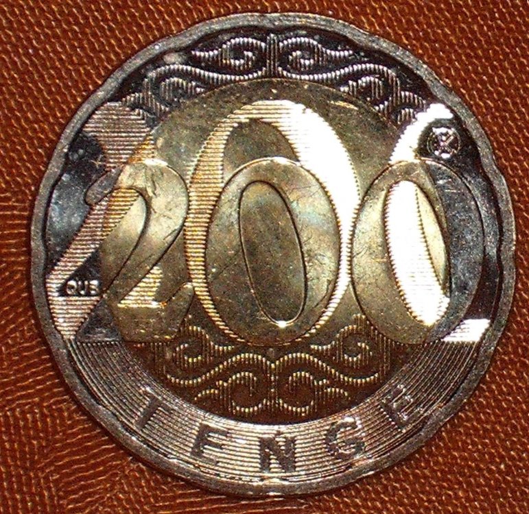 200 tenge 2020 r.JPG