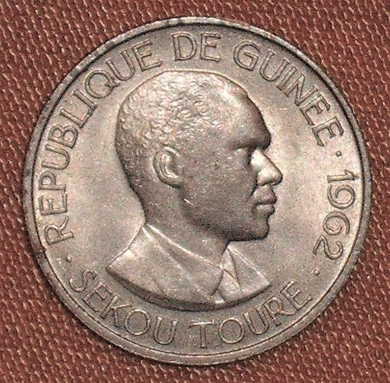 Guinea 5 francs 1962  d.JPG