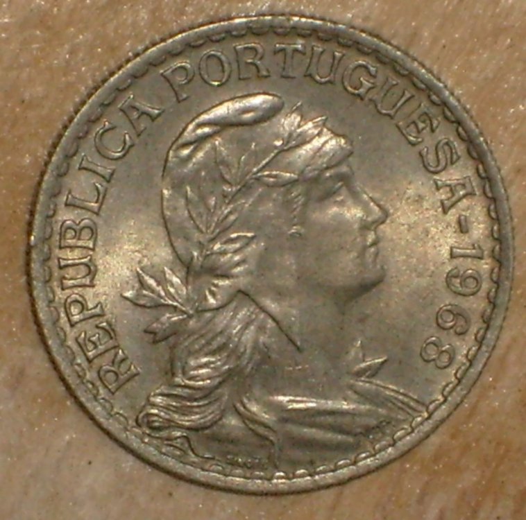 1 escudo 1968 d.JPG