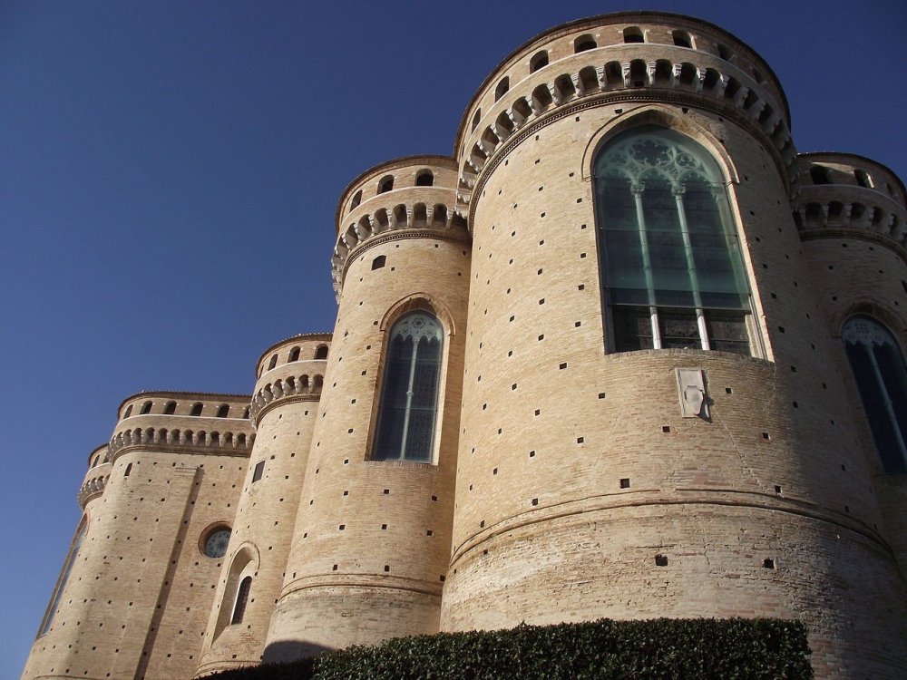 Loreto,_Basilica_della_Santa_Casa_03.jpg