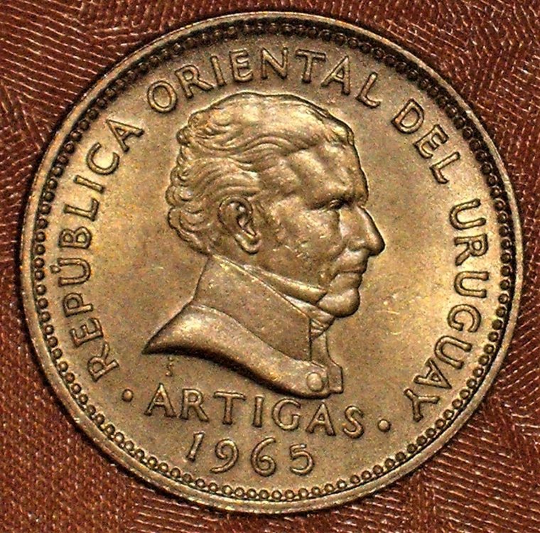 Uruguay 10 pesos 1965 d.JPG