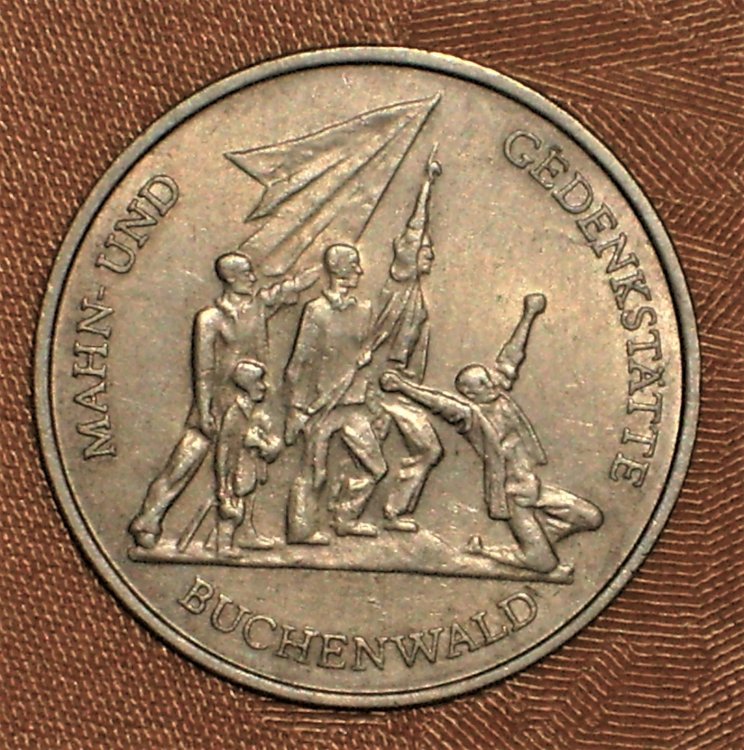 10 mark 1972 Buchenwald r.JPG