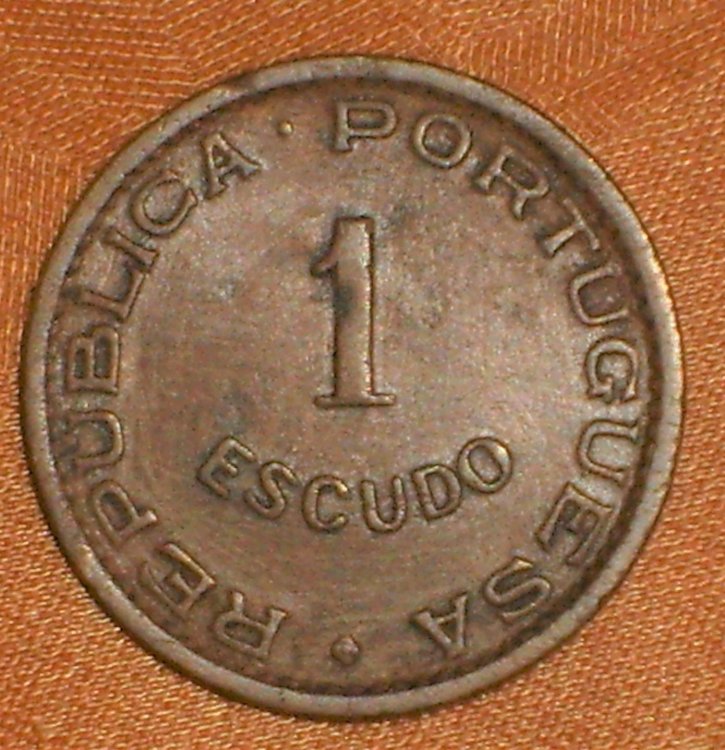 1 escudo 1972 r.jpg