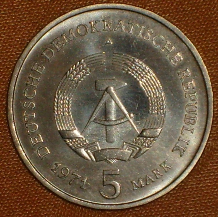 5 Mark 1971 d.JPG