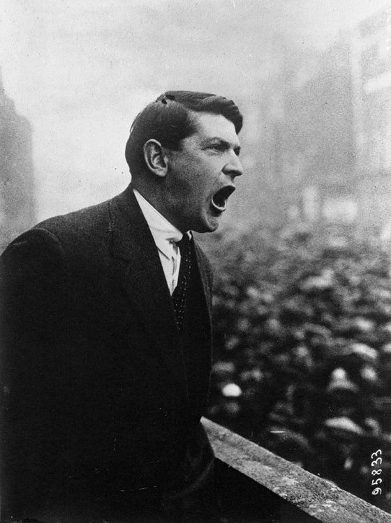 Michael_Collins_1922.thumb.jpg.3338ac906cac5c35923365dafa591ab0.jpg