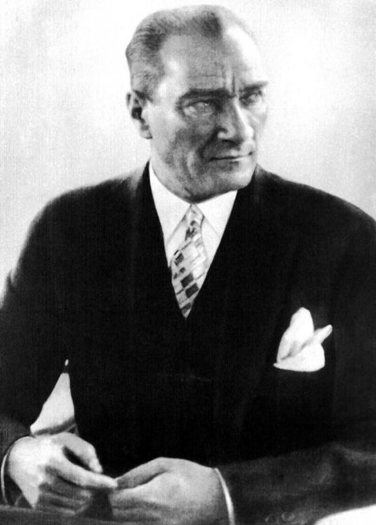 1056273578_MustafaKemalAtaturk.thumb.jpg.403133a44b38f08eb3247dbf7f51cd9e.jpg