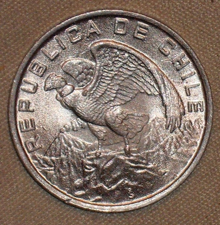 10 escudos 1974 d.JPG