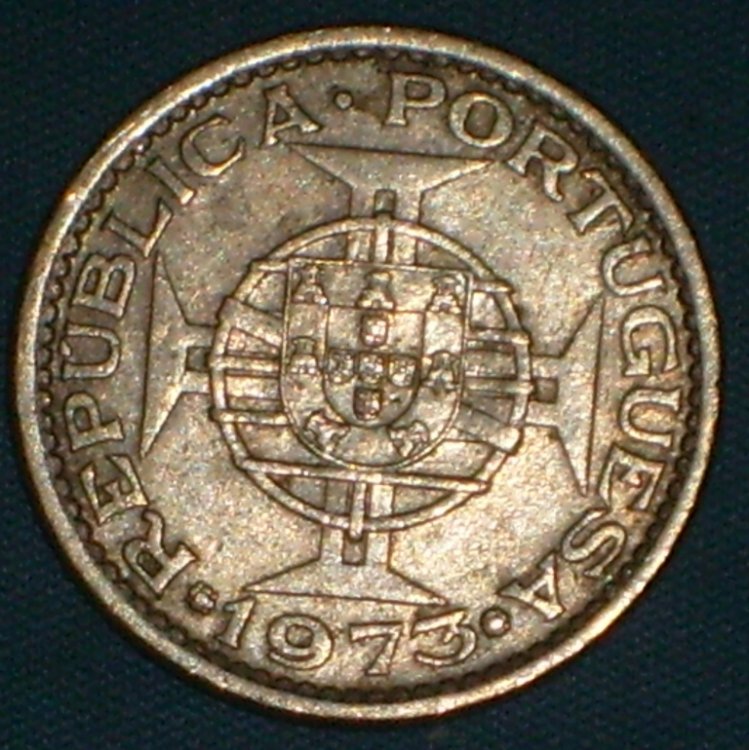 Mozambico Port 5 escudos 1973 d.jpg