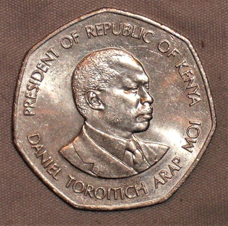 5 shillings 1985 r.JPG