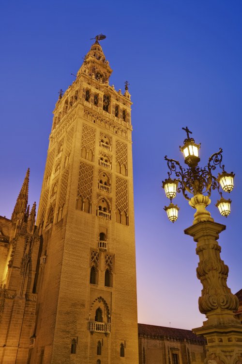 1519953244_TorredellaGiralda.thumb.jpg.5ab433c7f4b0e54c02853a7d2d70e244.jpg