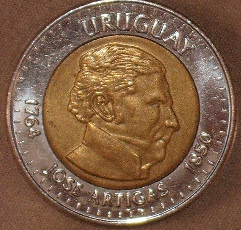 10 pesos 2000 d.JPG