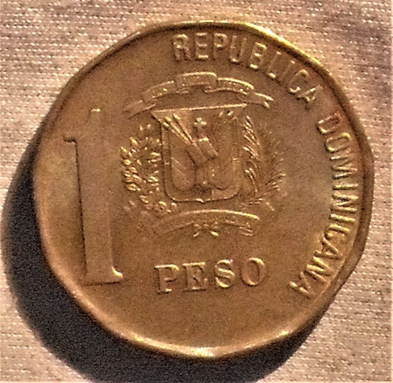 1 peso 2002 d.JPG