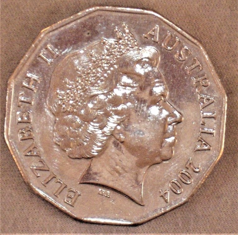 50 pence 2004 d.JPG